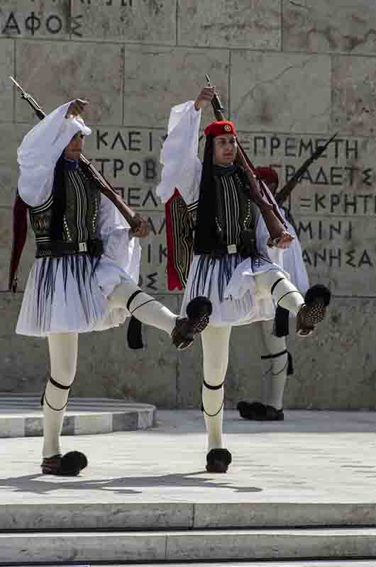 151 - Grecia - Atenas - El Parlamento - cambio de guardia